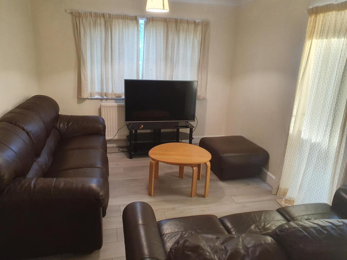 Elegant House 10 Minutes Walk To Wembley Stadium Villa London Bagian luar foto
