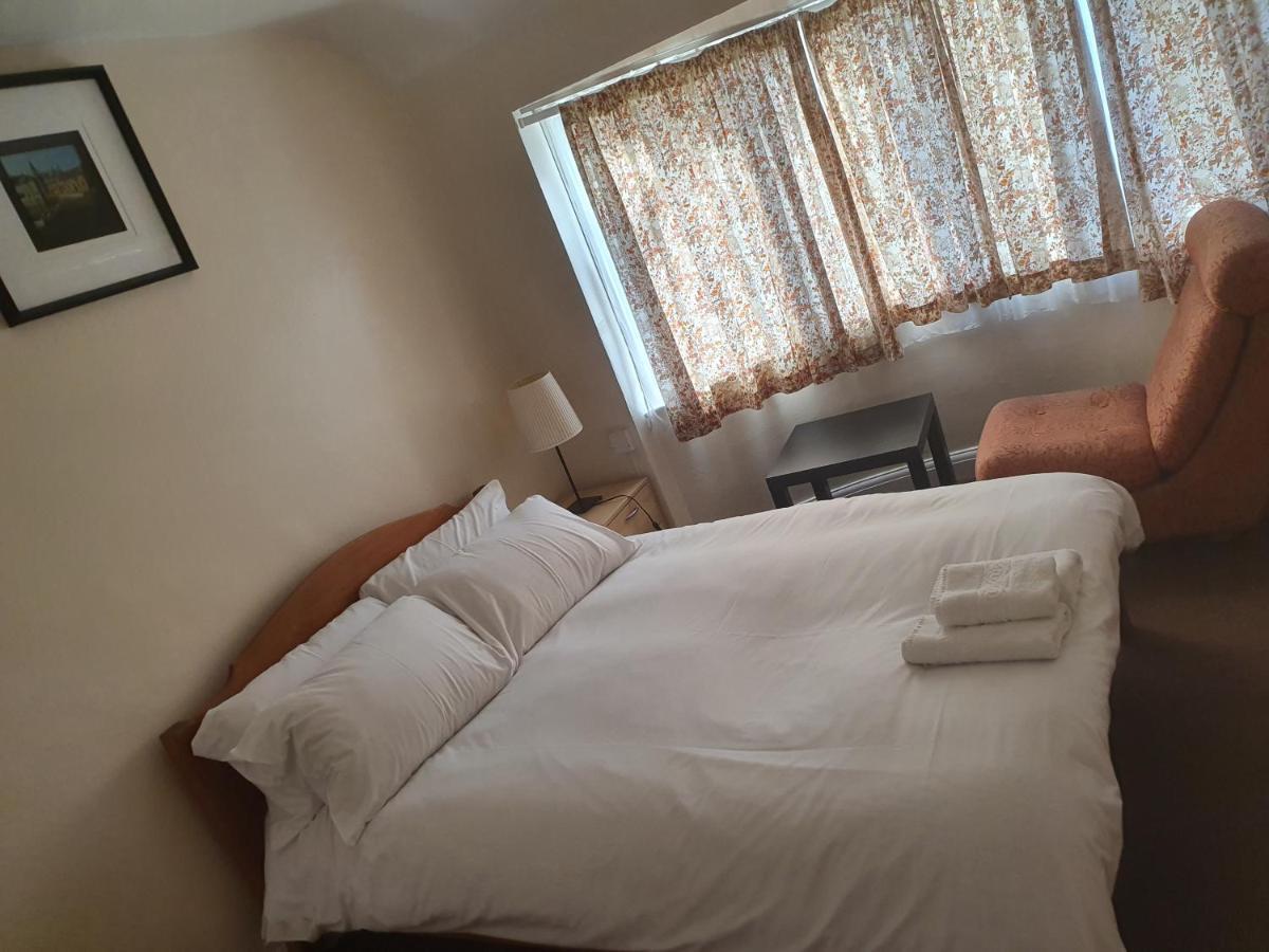 Elegant House 10 Minutes Walk To Wembley Stadium Villa London Bagian luar foto